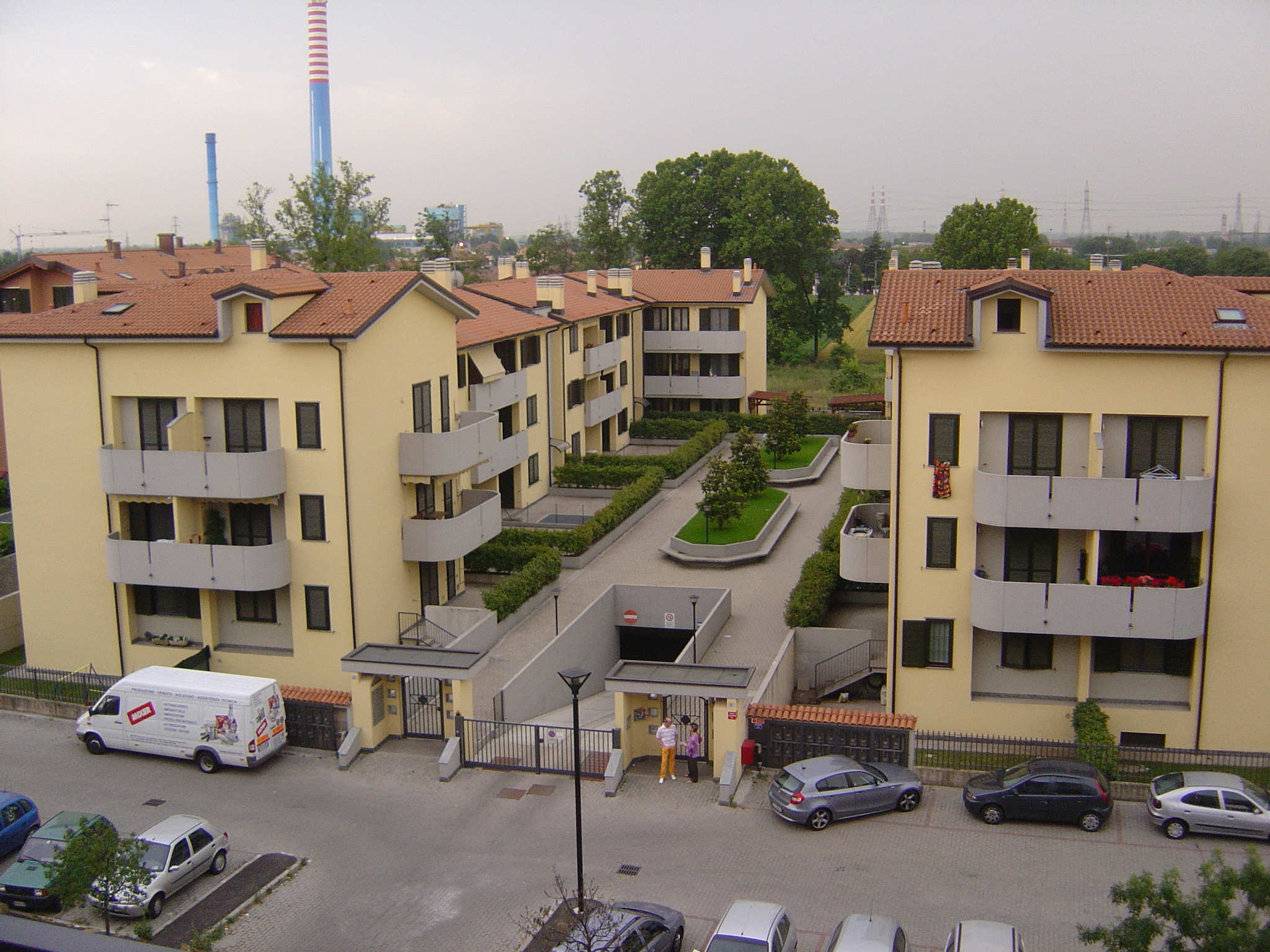 2006  Cassano d’Adda  (Milano) Edilizia convenzionata in via Colombo: 48 unità residenziali
